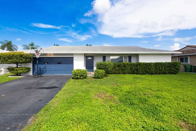 9411 Nw 74th Place, Tamarac