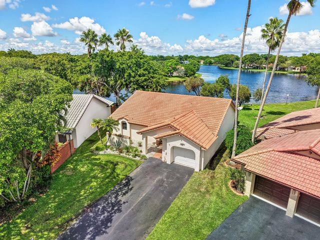 2067 Montpeliar, Weston