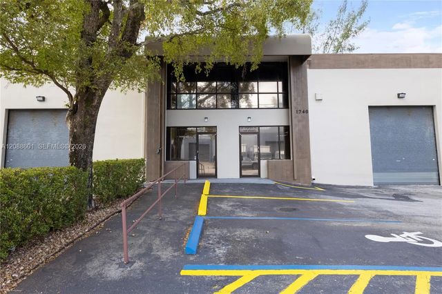 2 of 45 - 1740 Nw 93 Avenue #1740, Doral, FL