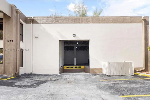 5 of 45 - 1740 Nw 93 Avenue #1740, Doral, FL