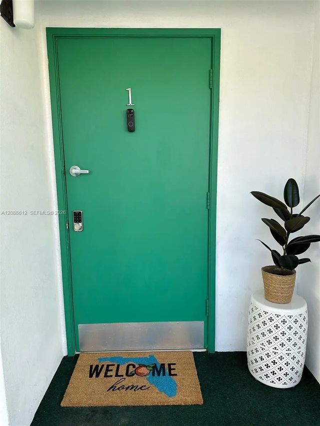 4 of 18 - 5301 Ocean Terrace #1, Marathon, FL