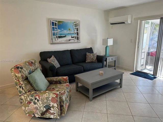 5 of 18 - 5301 Ocean Terrace #1, Marathon, FL