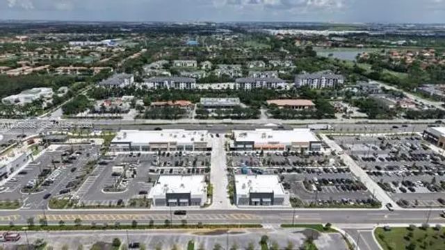 3 of 10 - 10781 Nw 41st Street, Doral, FL