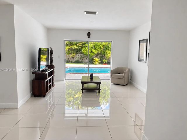 2 of 31 - 8981 Sw 57th Terrace, Miami, FL
