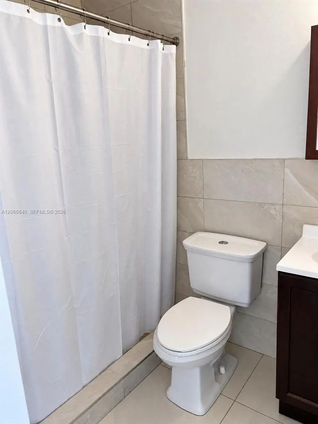 5 of 31 - 8981 Sw 57th Terrace, Miami, FL