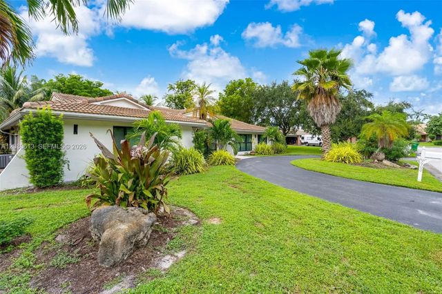 3 of 43 - 9900 Nw 14th Court, Coral Springs, FL