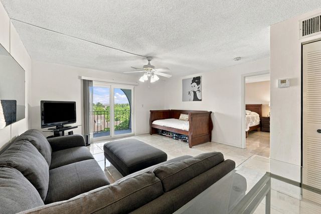 5 of 22 - 3909 N Ocean Boulevard #410, Fort Lauderdale, FL