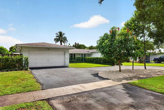 2 of 62 - 410 Sw 55th Terrace, Plantation, FL