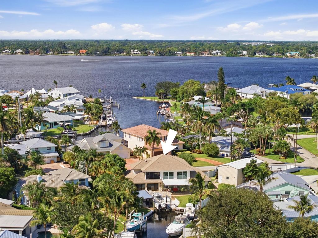 1536 Sw Egret Way, Palm City