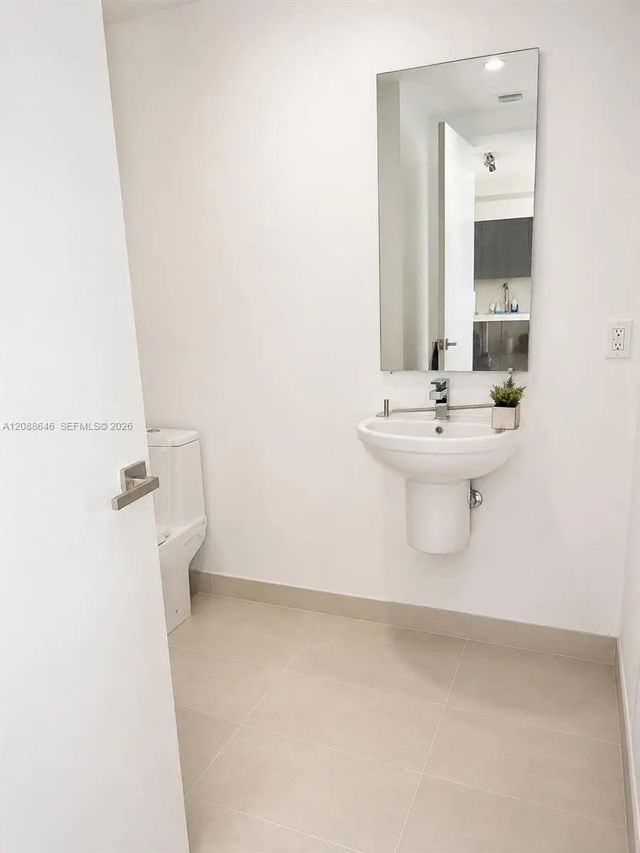 2 of 12 - 1080 Brickell Avenue #907, Miami, FL