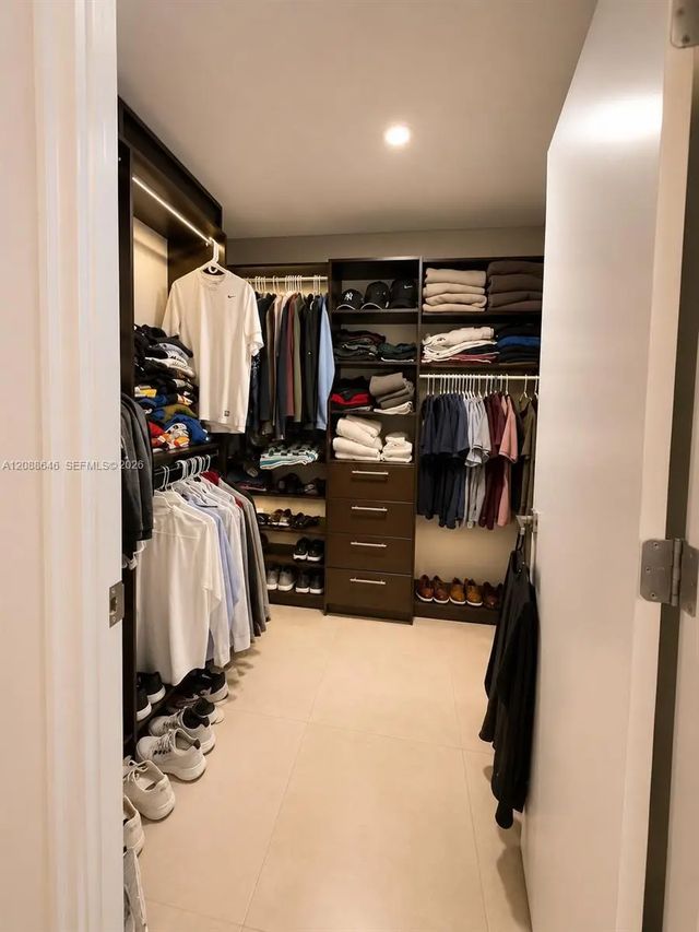 4 of 12 - 1080 Brickell Avenue #907, Miami, FL