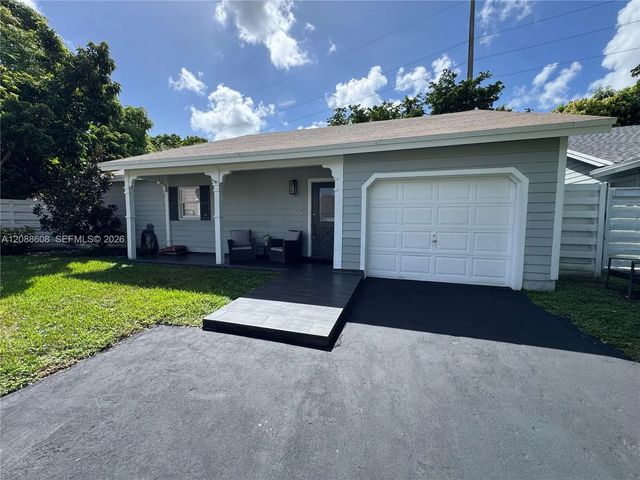 15115 Sw 140th Place, Miami