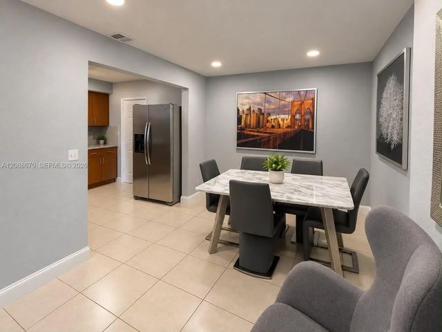 3 of 12 - 1869 Nw 83rd Terrace, Miami, FL