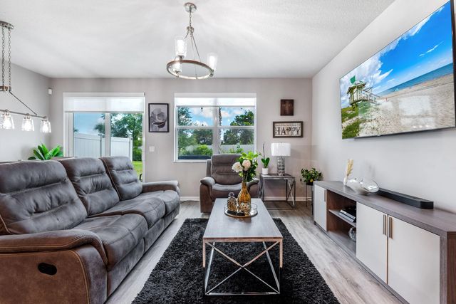 3 of 29 - 1645 Lindley Street, Mangonia Park, FL