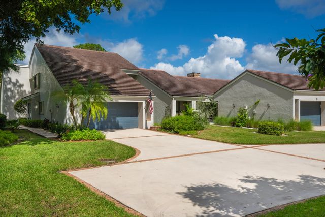 2 of 84 - 40 Edinburgh Drive, Palm Beach Gardens, FL
