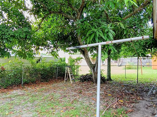 2 of 2 - 5286 Eadie Place, West Palm Beach, FL