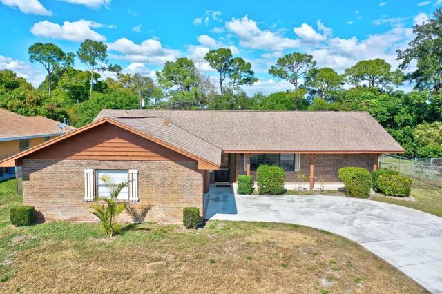 2 of 24 - 543 Se Greenway Terrace, Port St. Lucie, FL