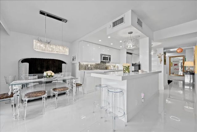 5 of 73 - 3440 S Ocean Boulevard #605 N, Palm Beach, FL