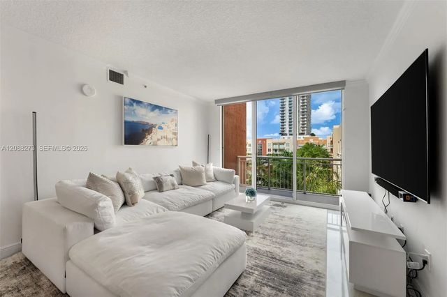 3 of 23 - 2000 N Bayshore Drive #619, Miami, FL