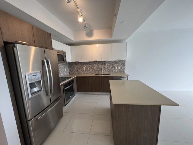2 of 19 - 5300 Paseo Boulevard #708, Doral, FL