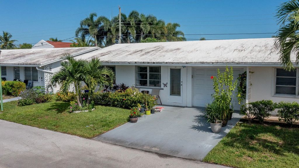 728 Ridge Road #30, Lantana