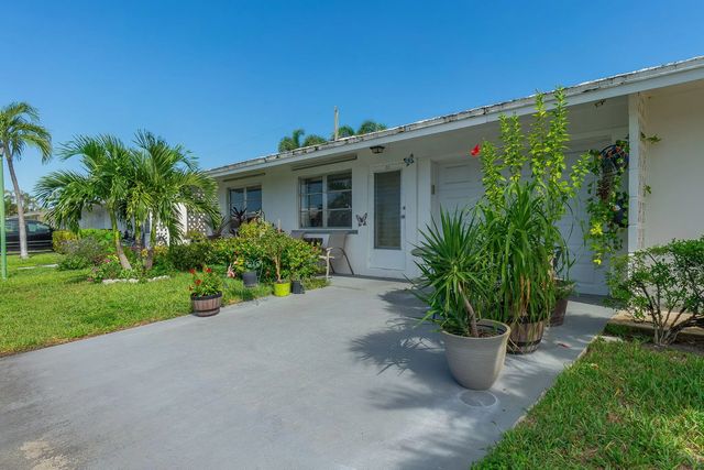 3 of 42 - 728 Ridge Road #30, Lantana, FL