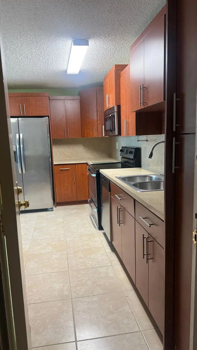 3 of 14 - 1805 E Sans Souci Boulevard #434, North Miami, FL