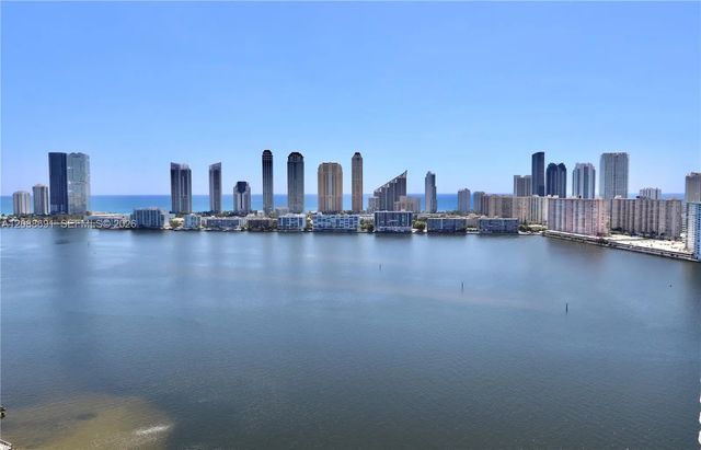 4000 Island Boulevard #2204, Aventura