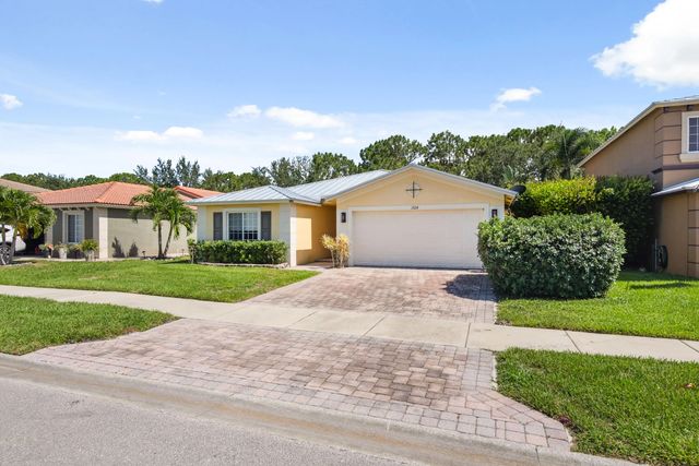 3 of 46 - 1924 Sw Jamesport Drive, Port St. Lucie, FL