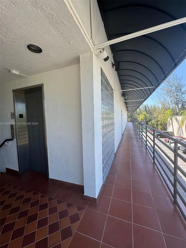 2 of 11 - 2300 Nw 94th Avenue #204, Doral, FL