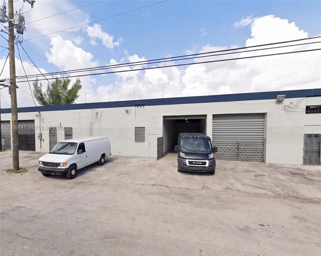 3500 Nw 54th Street #5210, Miami