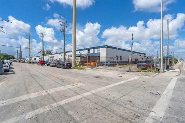 2 of 3 - 3500 Nw 54th Street #5210, Miami, FL