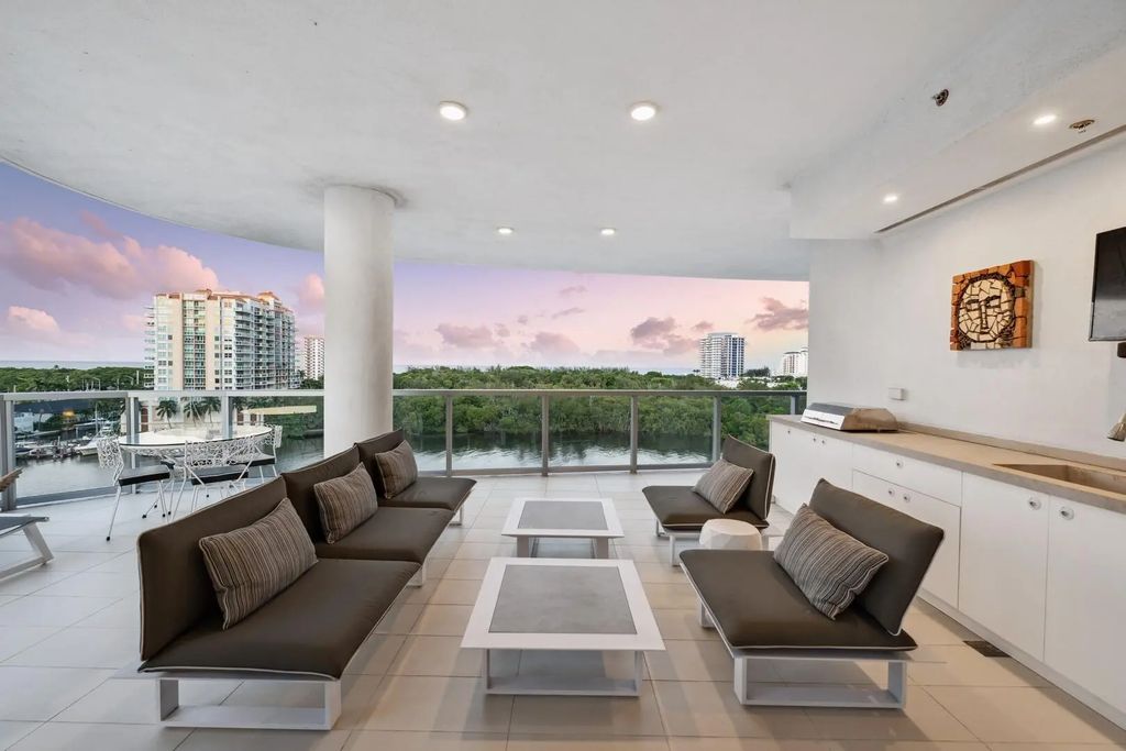 920 Intracoastal Drive #801, Fort Lauderdale