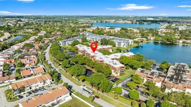 3 of 19 - 661 Ne 195th Street #407, Miami, FL