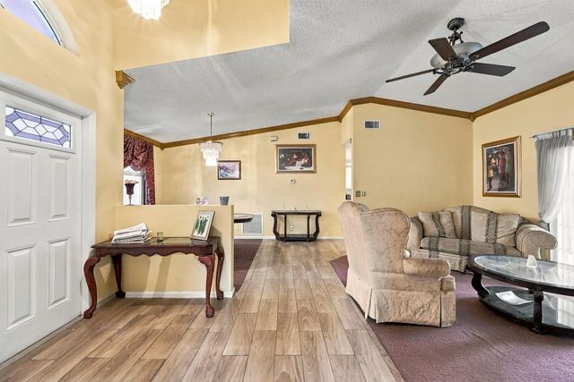 5 of 22 - 3243 Nw 43rd Place, Oakland Park, FL