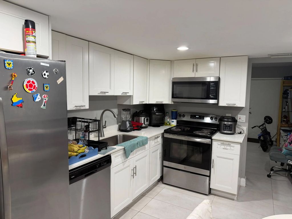 206 Sw 1st Street #j-1, Pompano Beach