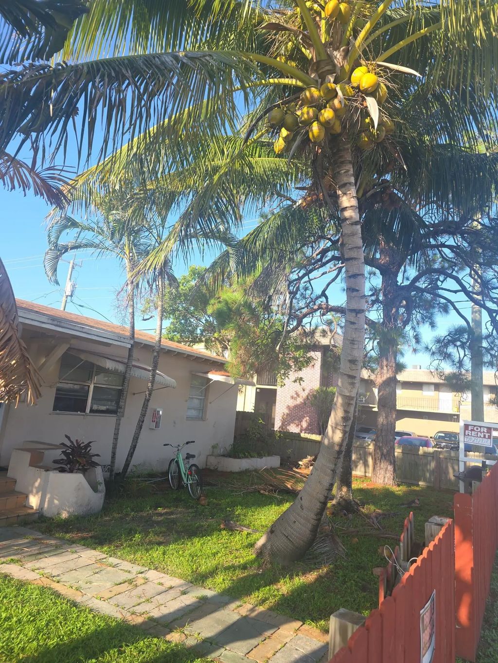 2028 Funston Street #apt 2, Hollywood