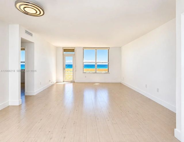 10185 Collins Avenue #1017, Bal Harbour