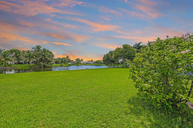 2 of 37 - 6857 Blue Bay Circle, Lake Worth, FL