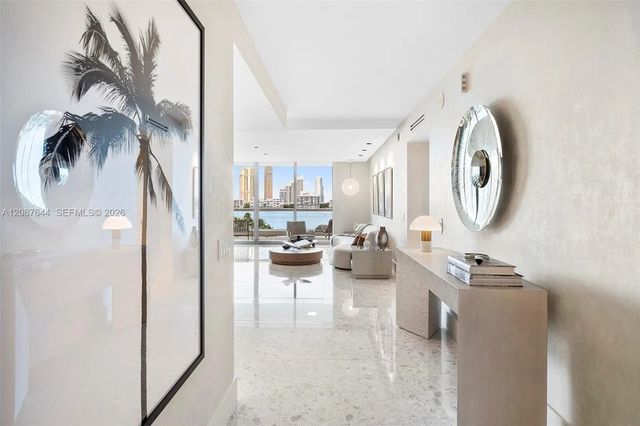 3 of 48 - 6000 Island Boulevard #707, Aventura, FL