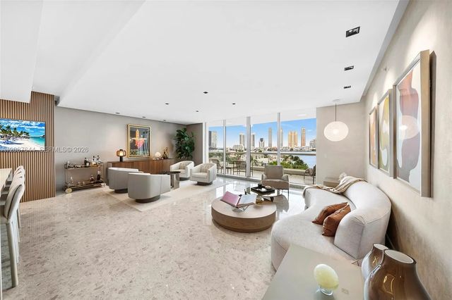 4 of 48 - 6000 Island Boulevard #707, Aventura, FL