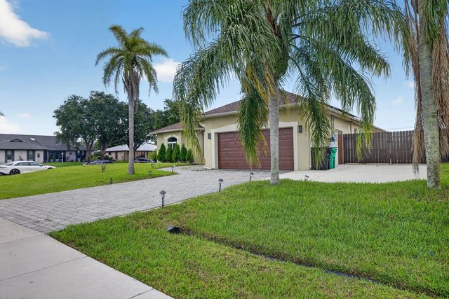 3 of 58 - 1402 Sw Abingdon Avenue, Port St. Lucie, FL