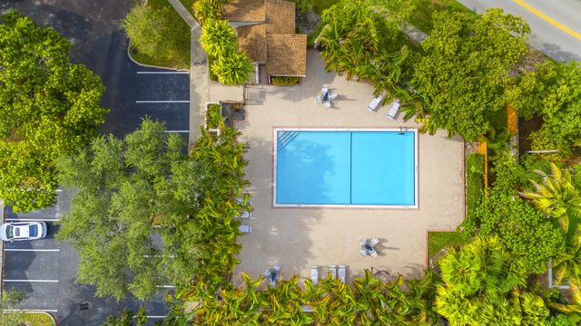 3 of 38 - 1001 Nw 79th Avenue, Plantation, FL