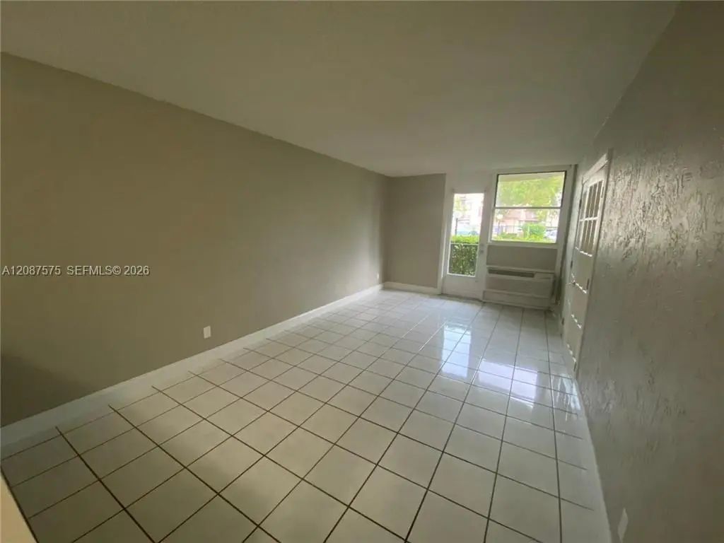 2771 Riverside Drive #111-a, Coral Springs