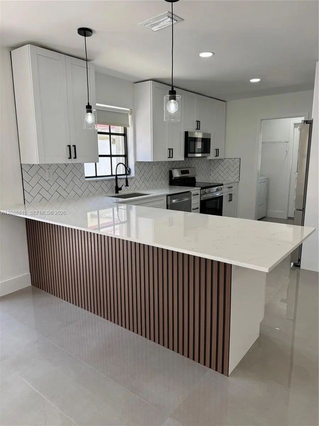 2 of 16 - 748 Nw 133rd Avenue, Miami, FL