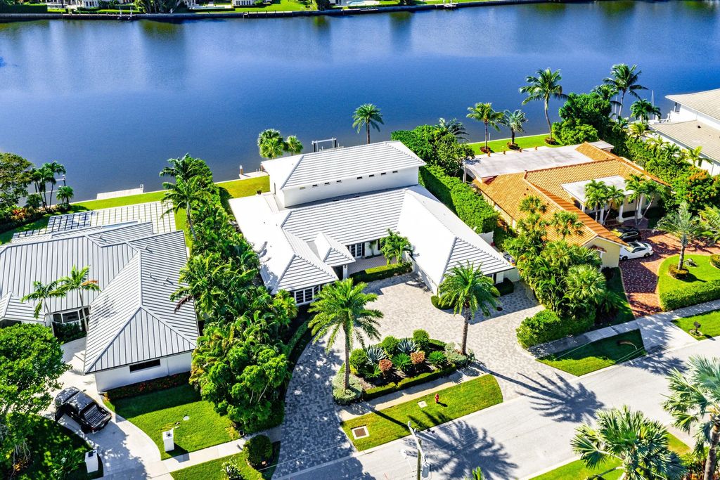 50 Spoonbill Road, Manalapan