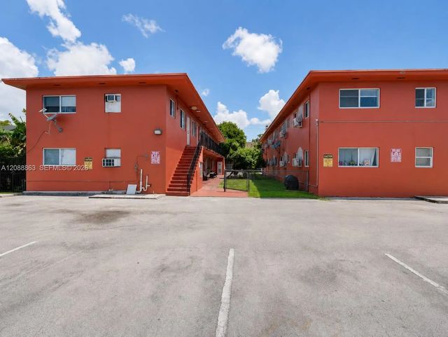 4 of 24 - 500 Sw 3rd Street, Miami, FL