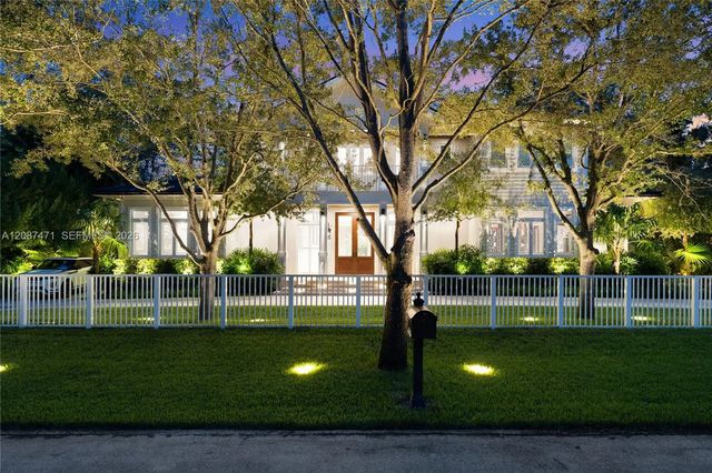 7220 Sw 125th Street, Pinecrest