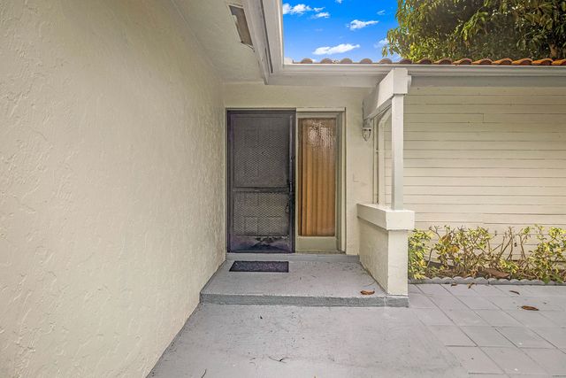 3 of 30 - 2780 Norfolk Pine Court, Lake Worth, FL