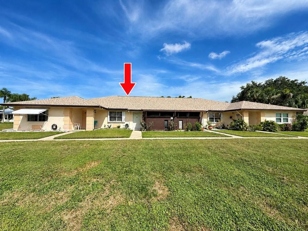 5832 Summerfield Court #50b, Fort Pierce